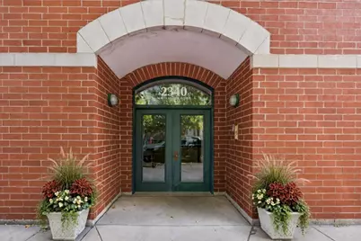 2340 N Elston Avenue #3F, Chicago, IL 60614 - Photo 2