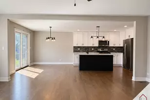 18145 94th Ave, Tinley Park, IL 60487 - Photo 6