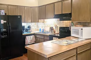 90 N Dee Rd, Park Ridge, IL 60068 - Photo 4