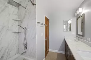 411 Hickory Dr, Wheeling, IL 60090 - Photo 16