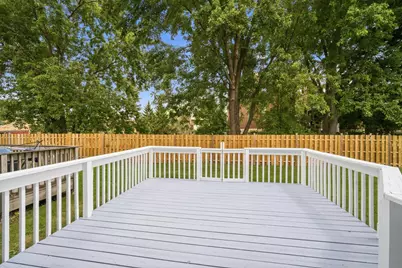 411 Hickory Drive, Wheeling, IL 60090 - Photo 22
