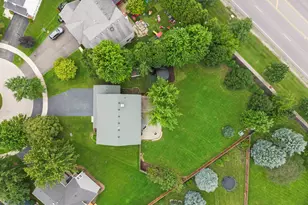 808 Livingston Ct, Naperville, IL 60540 - Photo 38