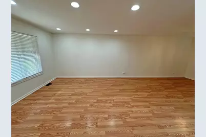208 Autumn Lane, Vernon Hills, IL 60061 - Photo 4