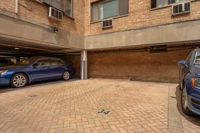 611 W Patterson Avenue #420, Chicago, IL 60613 - Photo 4