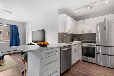 611 W Patterson Avenue #420, Chicago, IL 60613 - Photo 10
