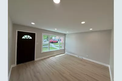 5321 S Kostner Avenue, Chicago, IL 60632 - Photo 2