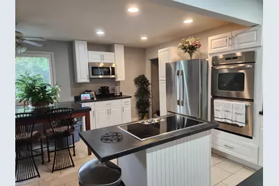 2412 Durness Court, Crest Hill, IL 60403 - Photo 2