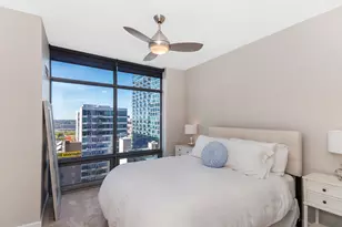 100 E 14th St, Chicago, IL 60605 - Photo 10