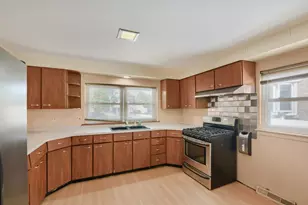 11209 S Kedzie Ave, Chicago, IL 60655 - Photo 6