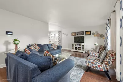 1144 E 160th Place, South Holland, IL 60473 - Photo 2