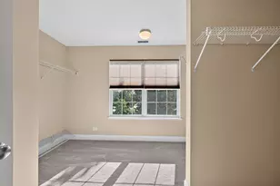 274 Rockville Ln, Gilberts, IL 60136 - Photo 22