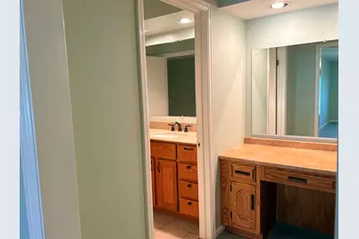 140 Carriage Way Drive #C228, Burr Ridge, IL 60527 - Photo 6