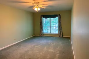 140 Carriage Way Dr, Burr Ridge, IL 60527 - Photo 16