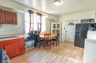 2859 S Homan Ave, Chicago, IL 60623 - Photo 8