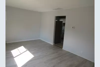 1613 Juneway Terrace, Round Lake Beach, IL 60073 - Photo 6