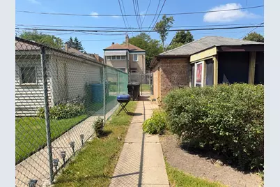 9114 S Laflin Street, Chicago, IL 60620 - Photo 14