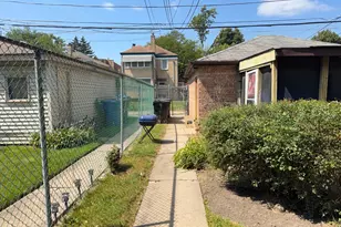 9114 S Laflin St, Chicago, IL 60620 - Photo 14