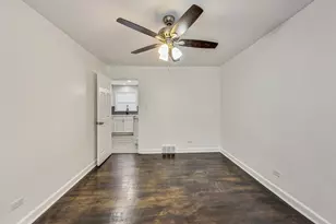 295 Prairie Ave, Calumet City, IL 60409 - Photo 20