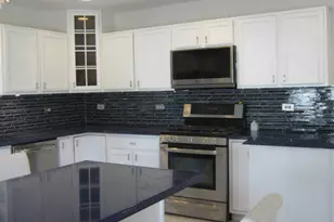 1007 Prairie Lawn Rd, Glenview, IL 60025 - Photo 8