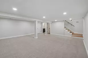 9019 W Sierra Ln, Palos Hills, IL 60465 - Photo 38