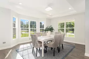 715 Gateshead Dr, Naperville, IL 60565 - Photo 22