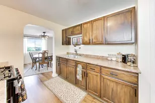 2807 Scott St, Franklin Park, IL 60131 - Photo 8