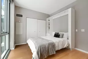 123 S Green St, Chicago, IL 60607 - Photo 20