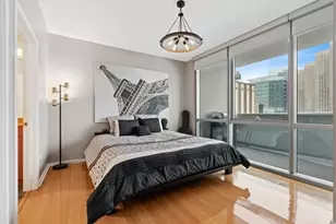 123 S Green St, Chicago, IL 60607 - Photo 14