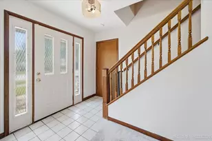 2308 Flambeau Dr, Naperville, IL 60564 - Photo 4