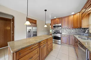 8350 S Karlov Ave, Chicago, IL 60652 - Photo 12