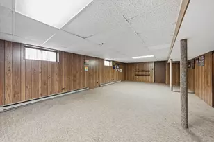8350 S Karlov Ave, Chicago, IL 60652 - Photo 18