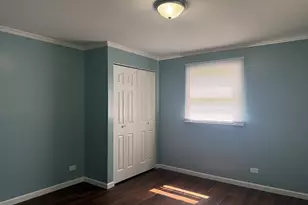 18711 Loretto Ln, Country Club Hills, IL 60478 - Photo 12