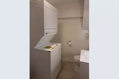 1021 N Hickory Street, Joliet, IL 60435 - Photo 6