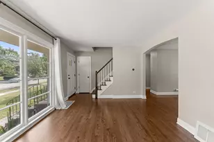 18516 Clyde Rd, Homewood, IL 60430 - Photo 6