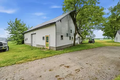 6636 S Center Road, Rochelle, IL 61068 - Photo 36