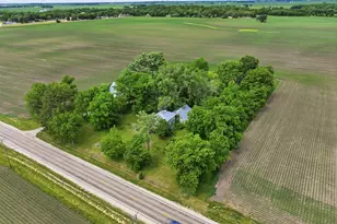 6636 S Center Rd, Rochelle, IL 61068 - Photo 42