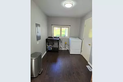 2301 Greenbriar Lane, Lindenhurst, IL 60046 - Photo 22