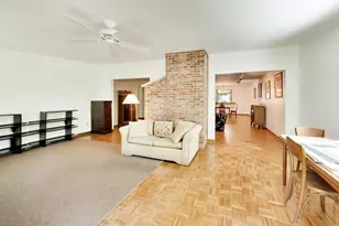2707 Greenwood Acres Dr, Dekalb, IL 60115 - Photo 8