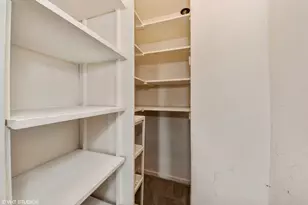 2650 N Lakeview Ave, Chicago, IL 60614 - Photo 10