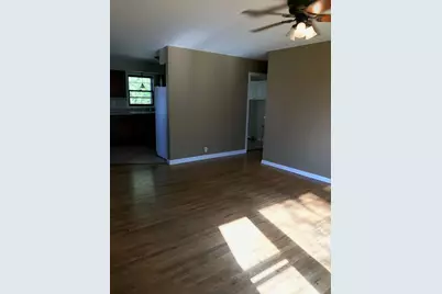 1221 Avenue A, Rochelle, IL 61068 - Photo 4