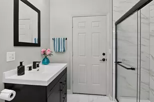 722 Metropolitan Ave, Bolingbrook, IL 60490 - Photo 18