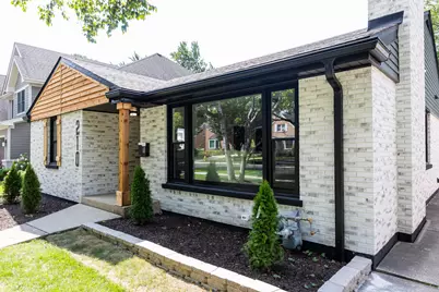 210 S Wa Pella Avenue, Mount Prospect, IL 60056 - Photo 1