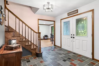 6N419 Ferson Woods Drive, Saint Charles, IL 60175 - Photo 2
