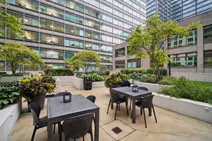 125 S Jefferson St, Chicago, IL 60661 - Photo 18