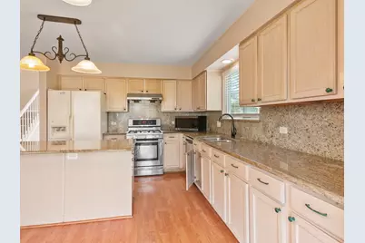 2607 Flagstone Circle, Naperville, IL 60564 - Photo 16