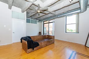 5200 S Ellis Ave, Chicago, IL 60615 - Photo 14