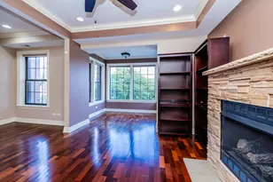 1367 E 64th St, Chicago, IL 60637 - Photo 6