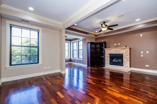 1367 E 64th St, Chicago, IL 60637 - Photo 4