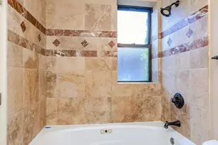 1367 E 64th St, Chicago, IL 60637 - Photo 16