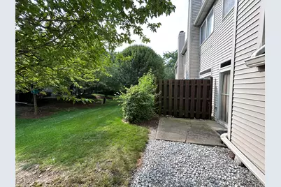 1385 Redbridge Court, Grayslake, IL 60030 - Photo 6